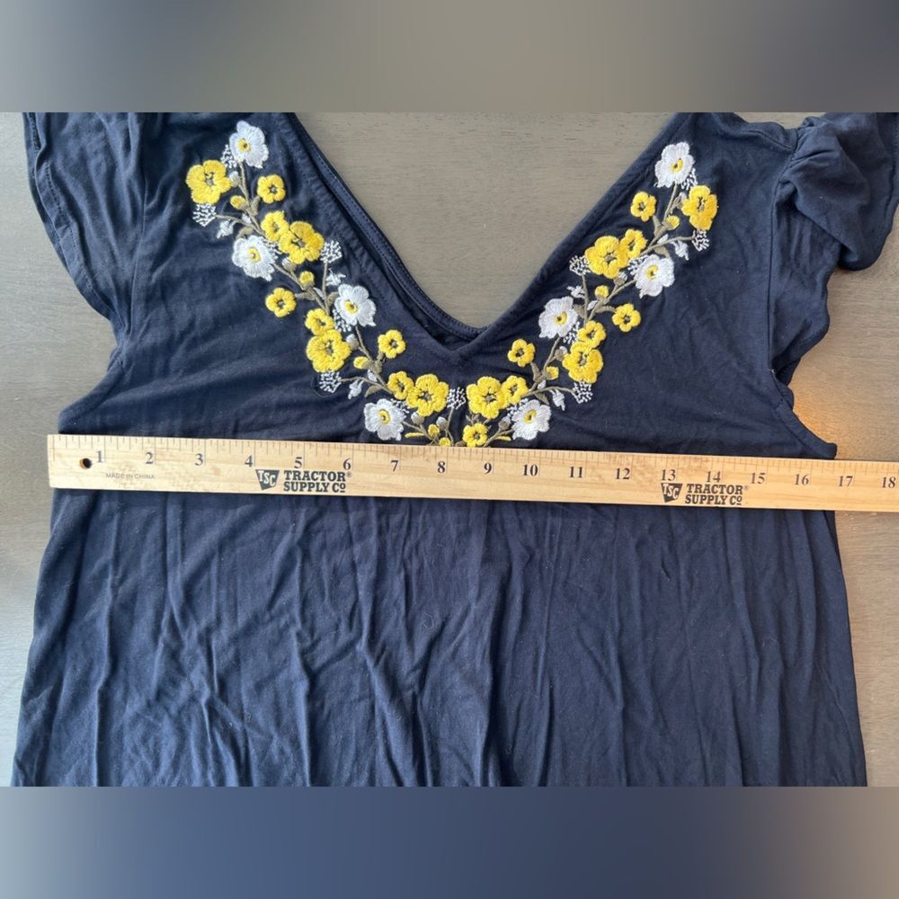 LOFT Embroidered Floral Dress Navy V Neck Short Sleeve Casual Size Small Petite - Picture 4 of 8